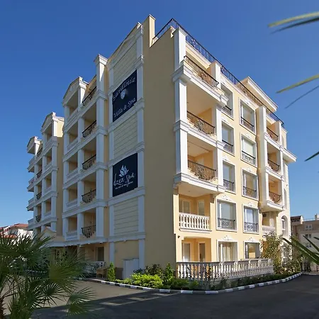 Sardinia And 公寓式酒店 圣弗拉斯