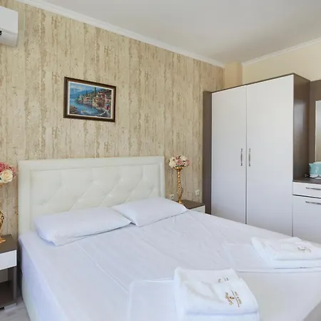 Sardinia And 4*