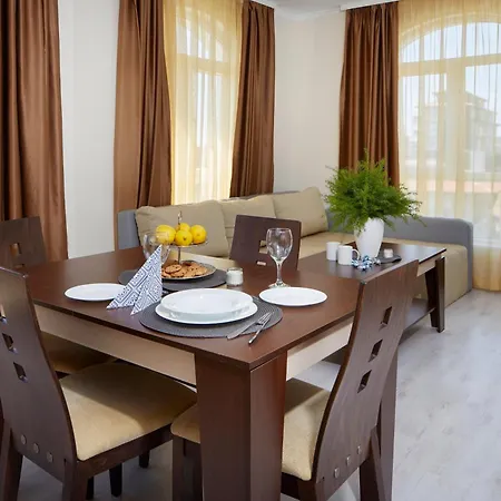 Sardinia And 公寓式酒店