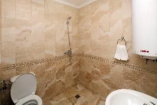 Sardinia And 公寓式酒店