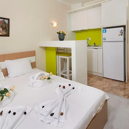 Sardinia And Lägenhetshotell 4*