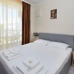 Апартхотел Sardinia And Свети Влас