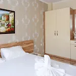 Апартхотел Sardinia And Свети Влас